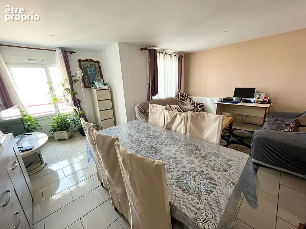 Appartement Cergy 6 pièce(s) 106 m2 - photo 1