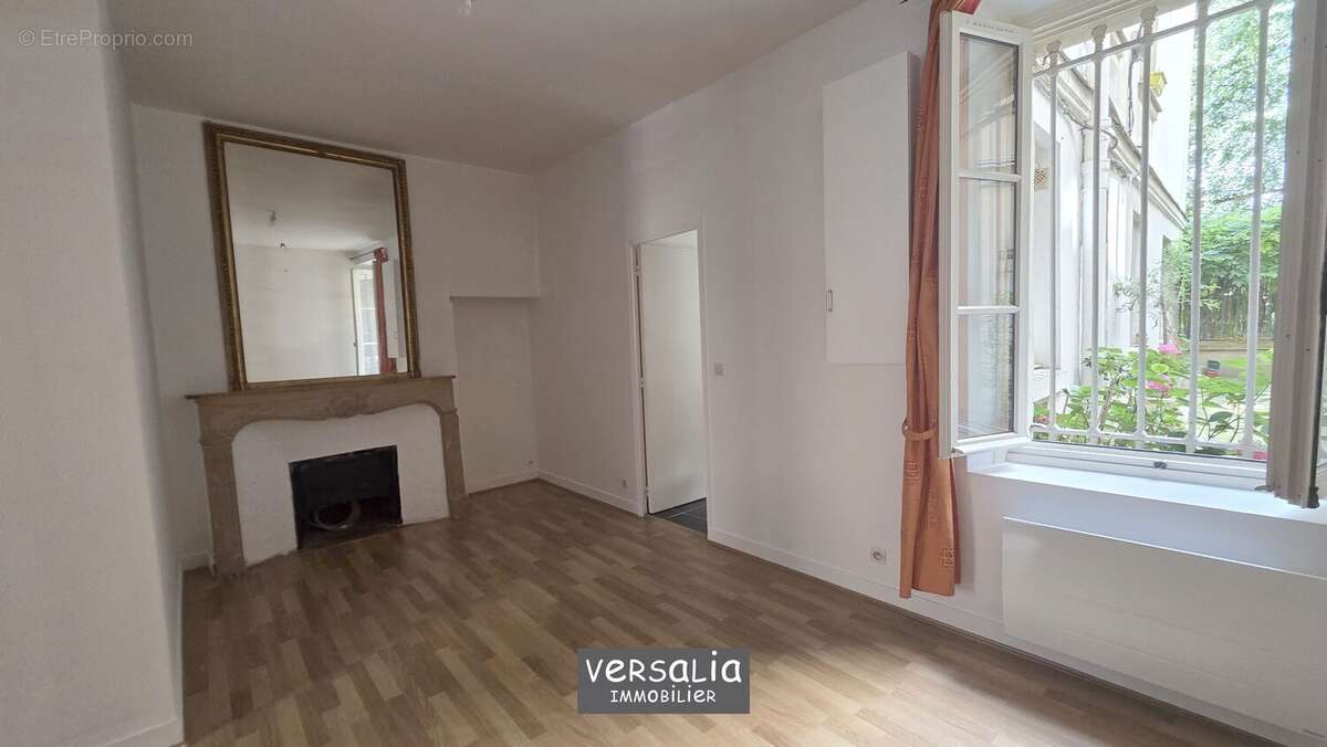 Appartement à VERSAILLES