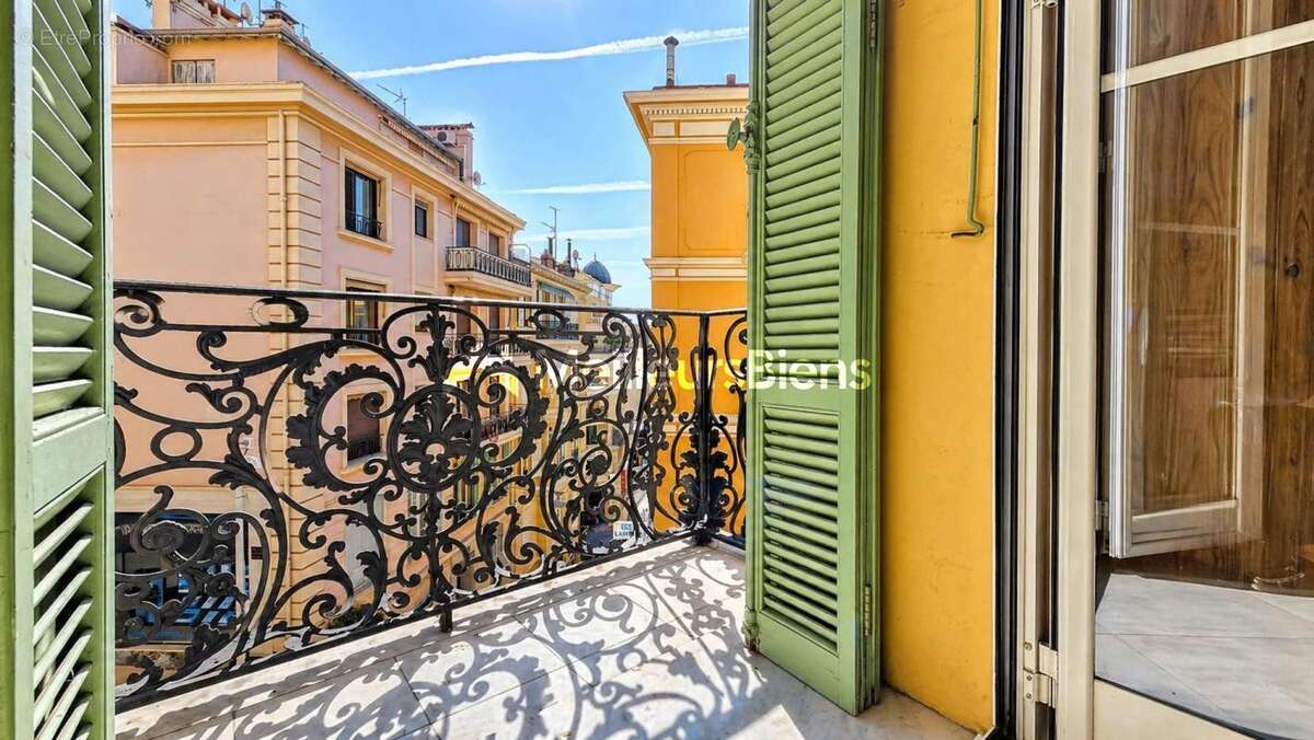 Appartement à BEAUSOLEIL