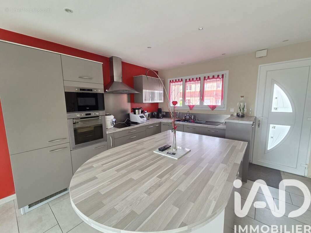 Photo 3 - Maison à ROMILLY-SUR-SEINE