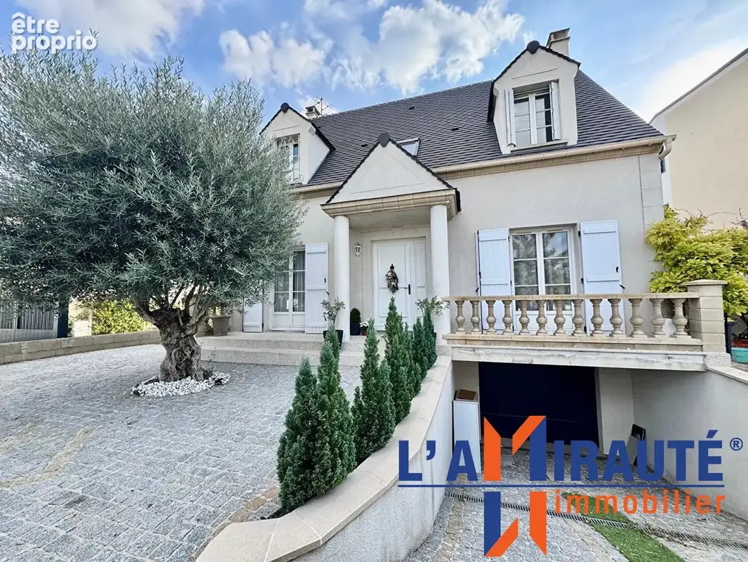Photo Maison à Sartrouville au prix de 599 000€
