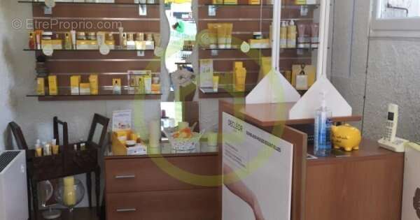 Commerce à ROQUEFORT-LES-PINS