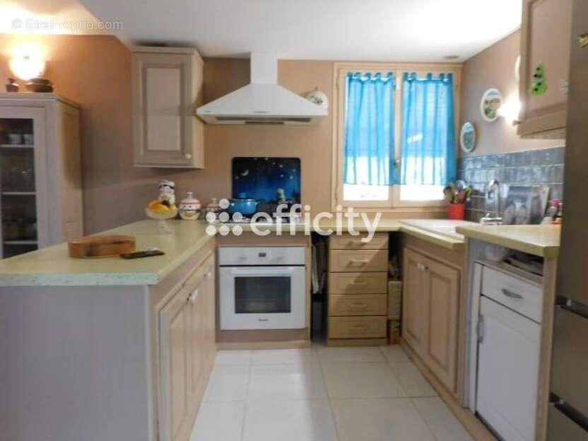 Maison à LES MATHES