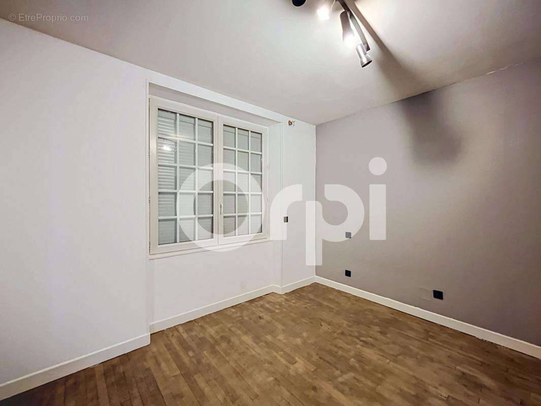 Maison à vendre Saint Pantaléon de Larche - AGENCE ORPI BRIVE RD - photo 13