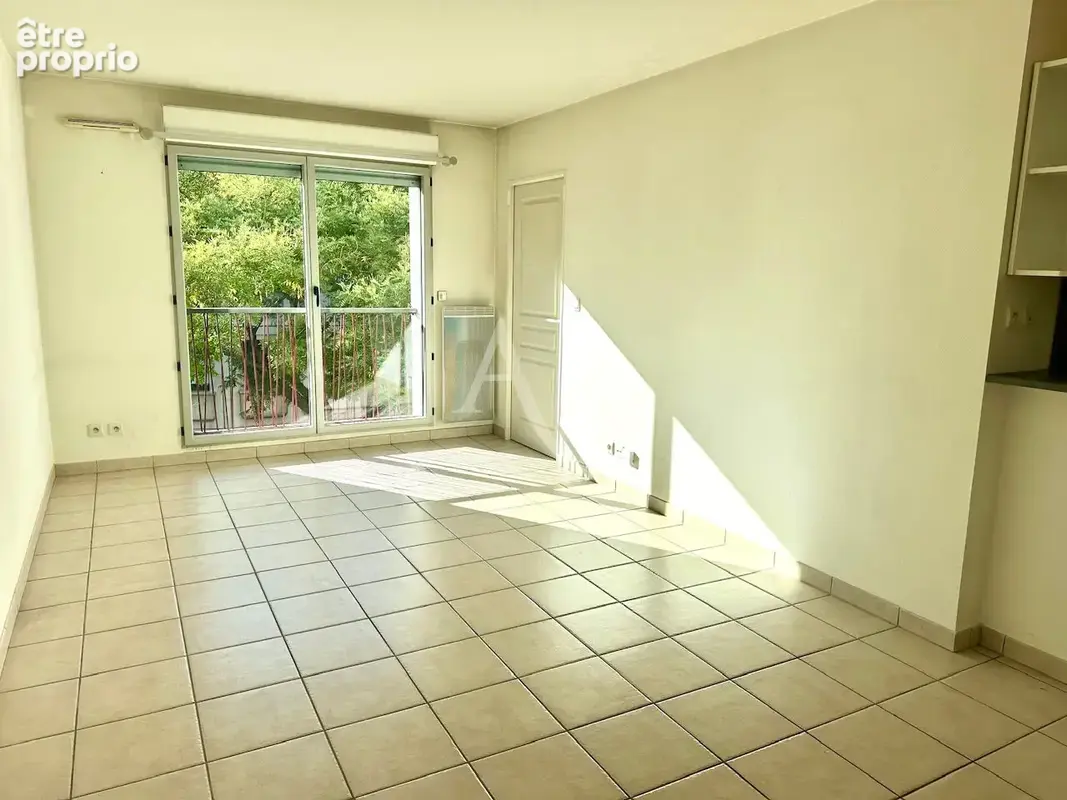 T2 44 m² avec parking sous-sol et cave ? Hyper centre de Tours - photo 2