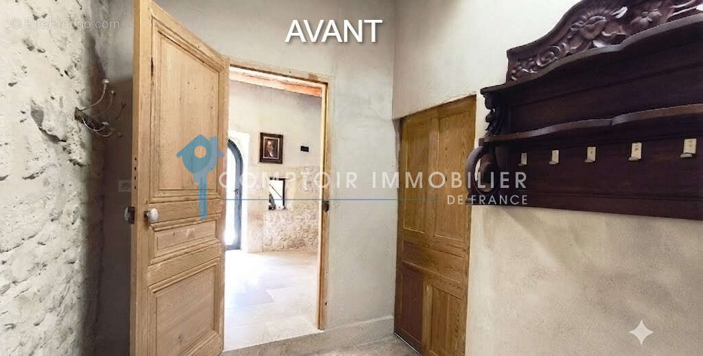 DPT(30)  Vallabrègues  Rare ! Maison de village d'architecte avec piscine intérieure et cour intime - photo 3