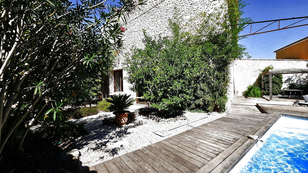 Maison à PAULHAN