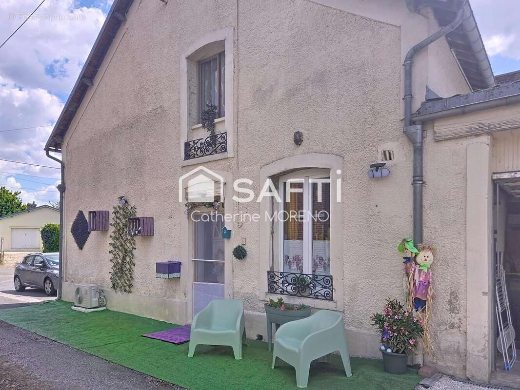 Photo 3 - Maison à VERSIGNY