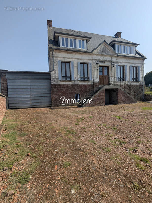Maison en Pierres Blanches 6 pièces - Beau potentiel ! - photo 10