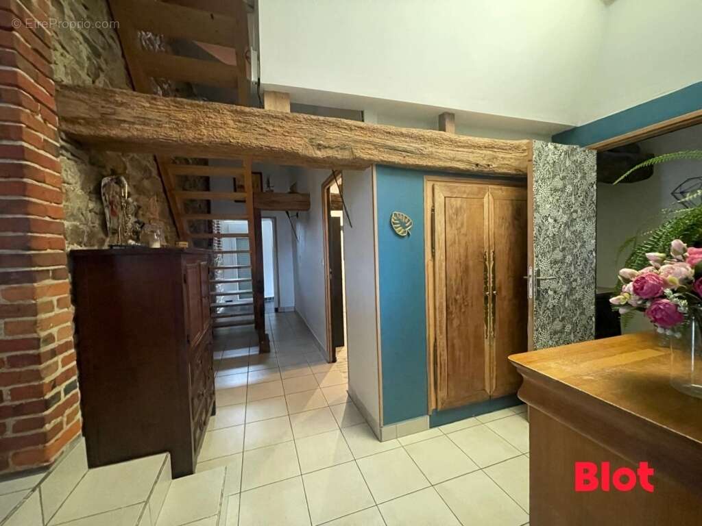 Maison à ARGENTRE-DU-PLESSIS