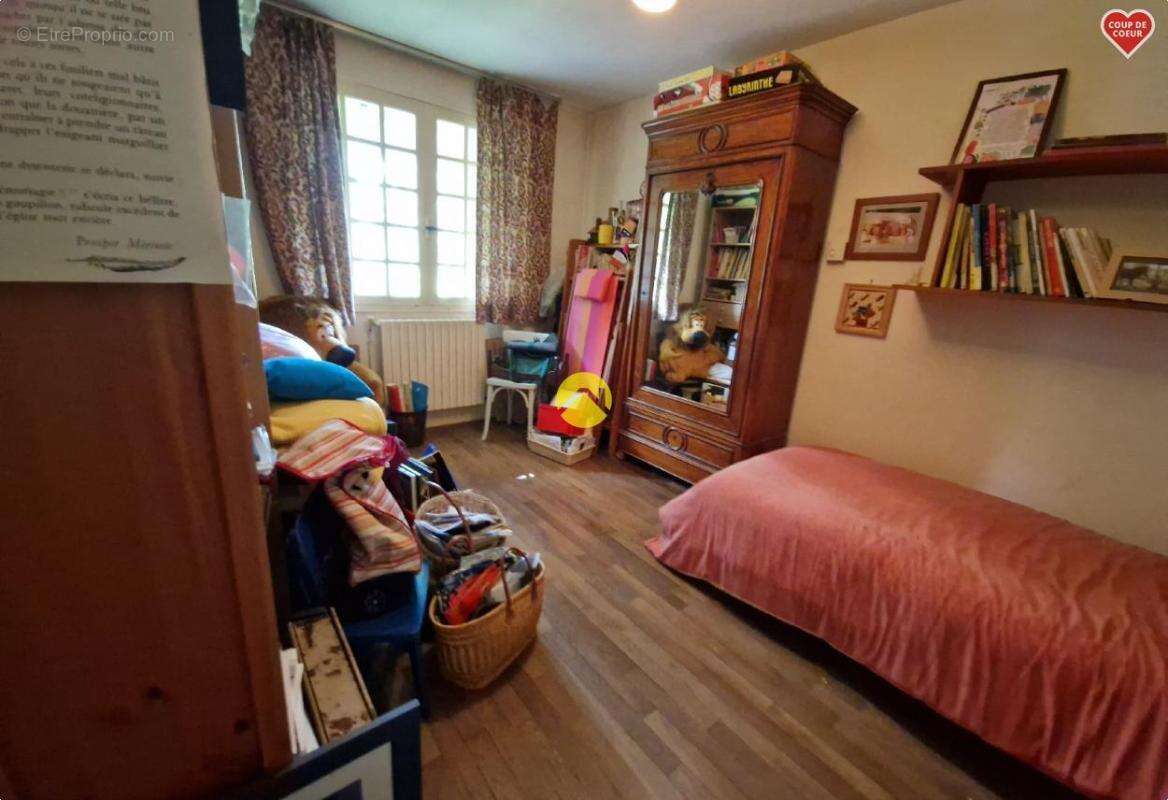 Maison à LA GUERCHE-SUR-L&#039;AUBOIS