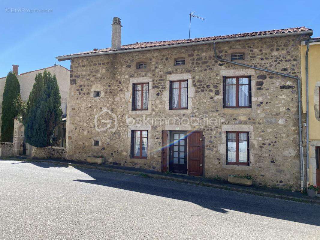 Jolie Maison en pierre jointée - photo 2