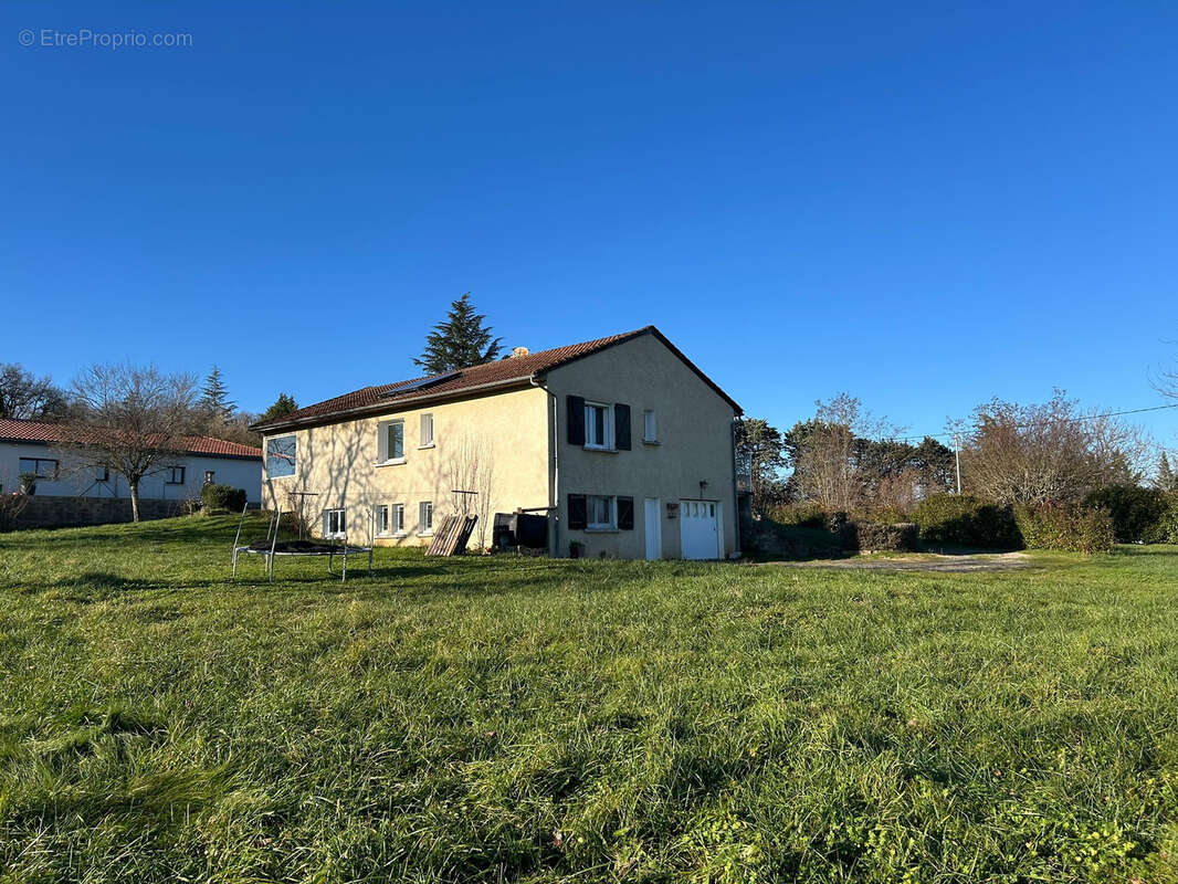Maison à CAUSSE-ET-DIEGE
