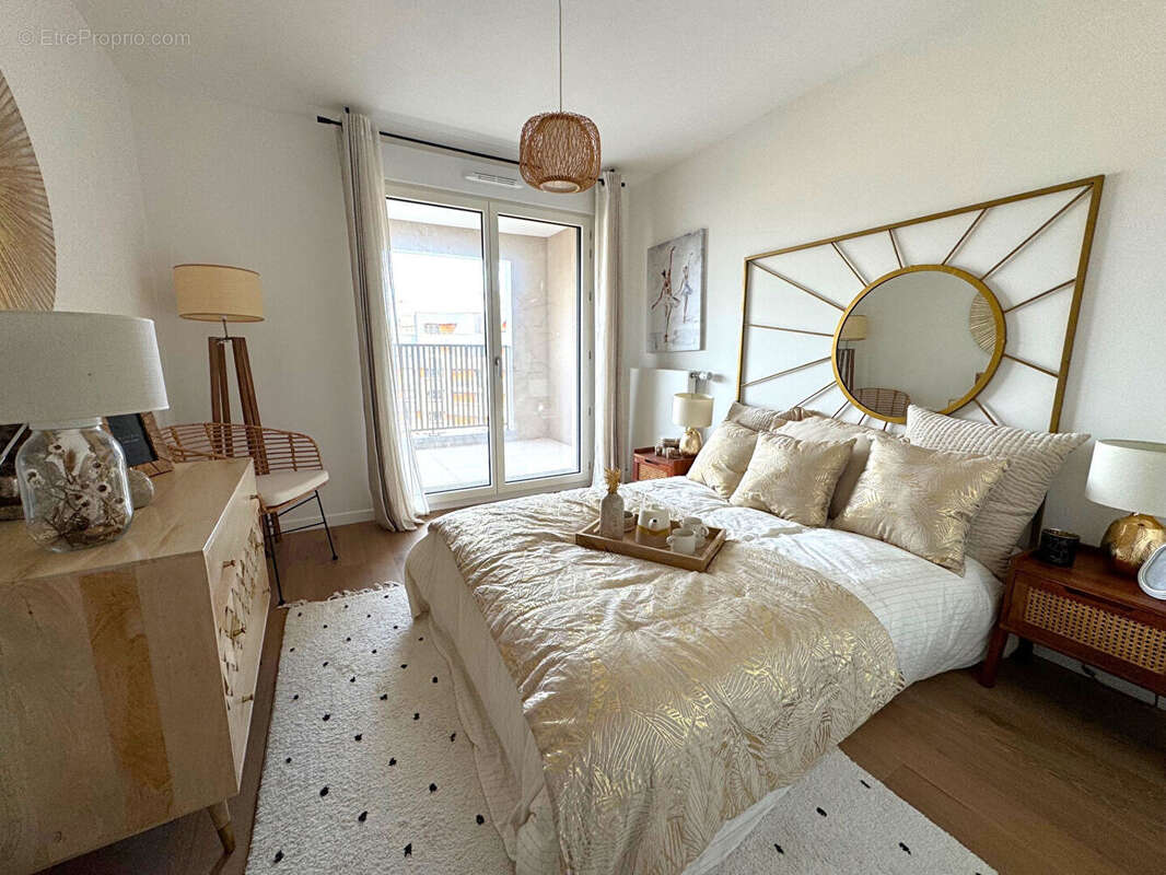 Appartement à ISSY-LES-MOULINEAUX