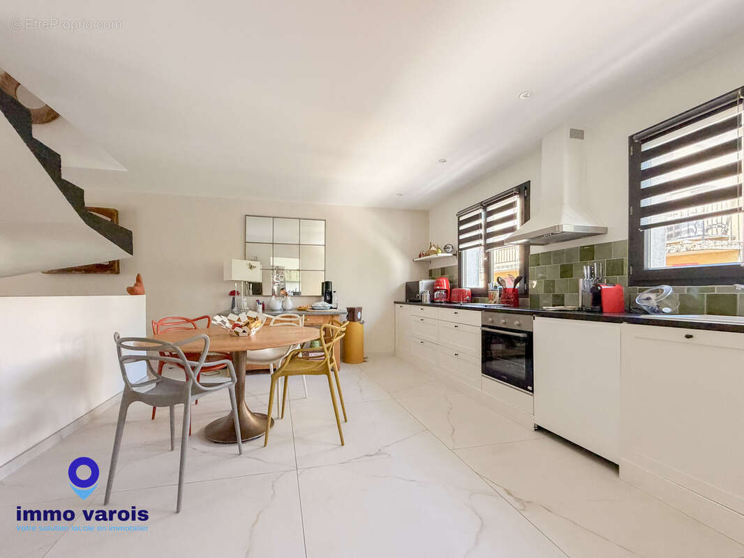 Collobrieres - maison-de-village avec studio, terrasses et jardin - photo 4