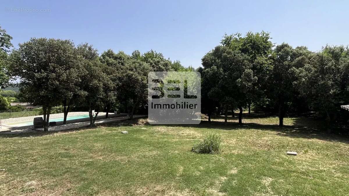 Maison à SUZE-LA-ROUSSE