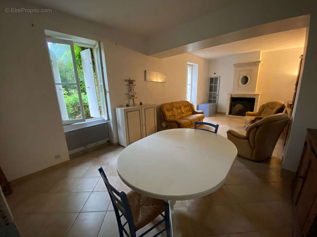 BOURCEFRANC - Maison de maitre - 3 chambres - 103 m² - photo 6