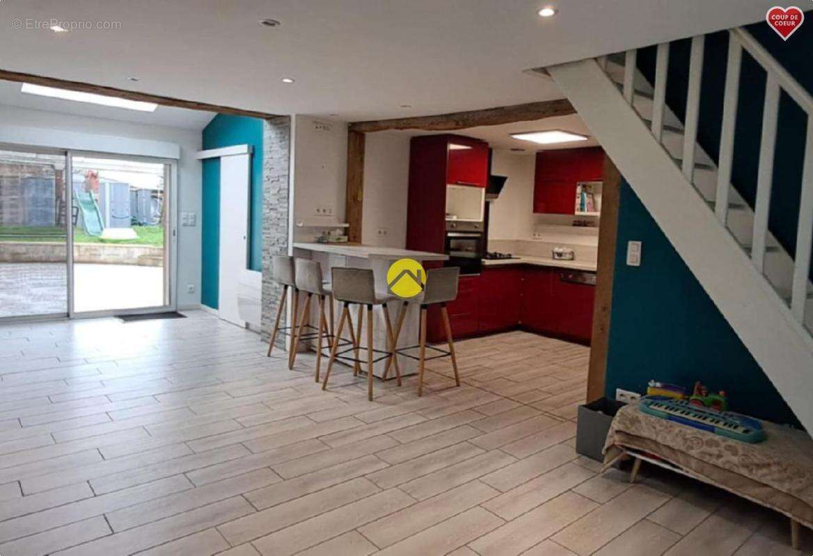 Maison à BOURBON-L'ARCHAMBAULT