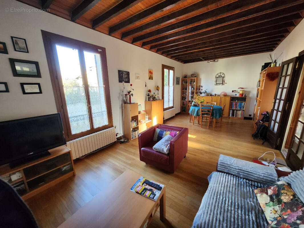 Maison à VILLEMOMBLE