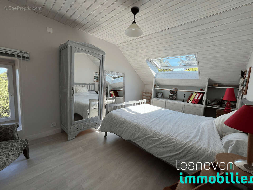Maison 135 m² à Ploudaniel  - photo 11