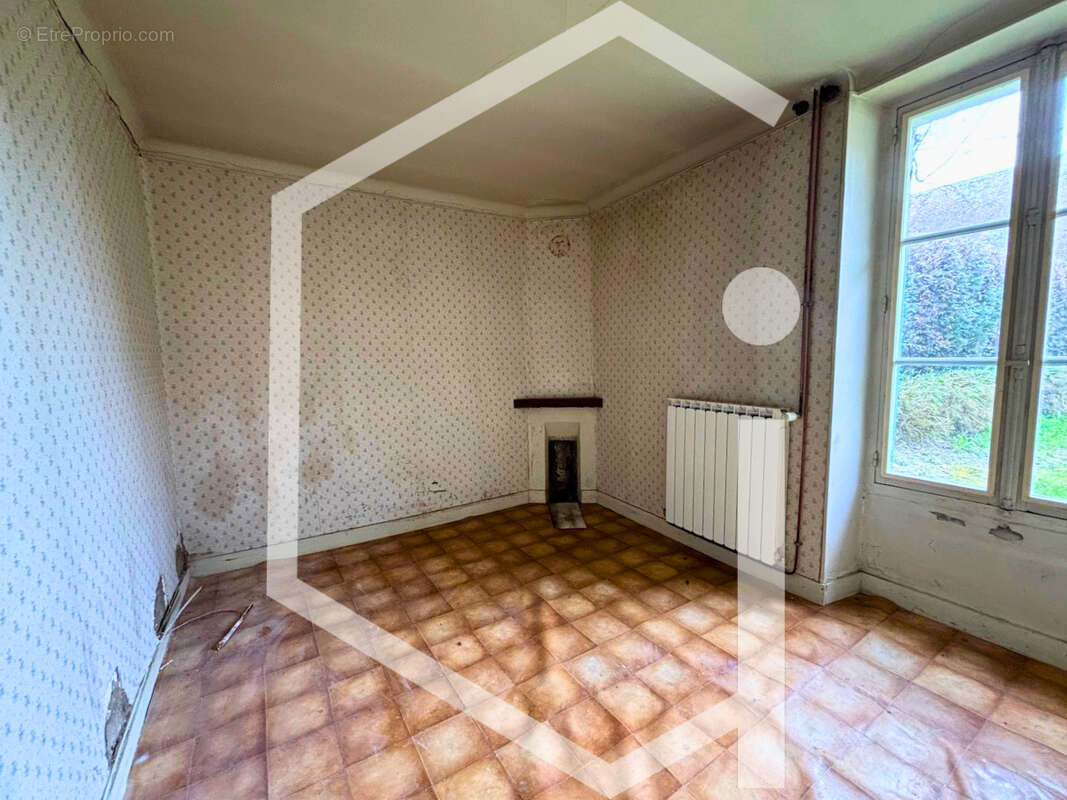 Maison à COSNE-COURS-SUR-LOIRE