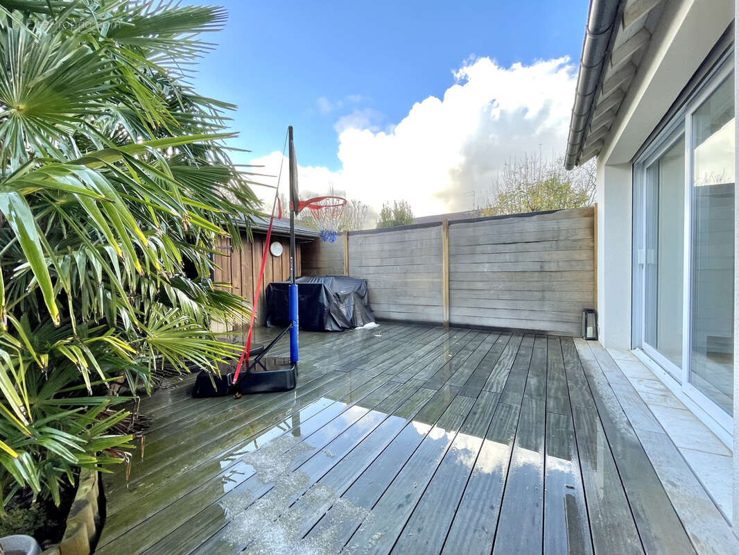 Maison à SAINT-CONTEST