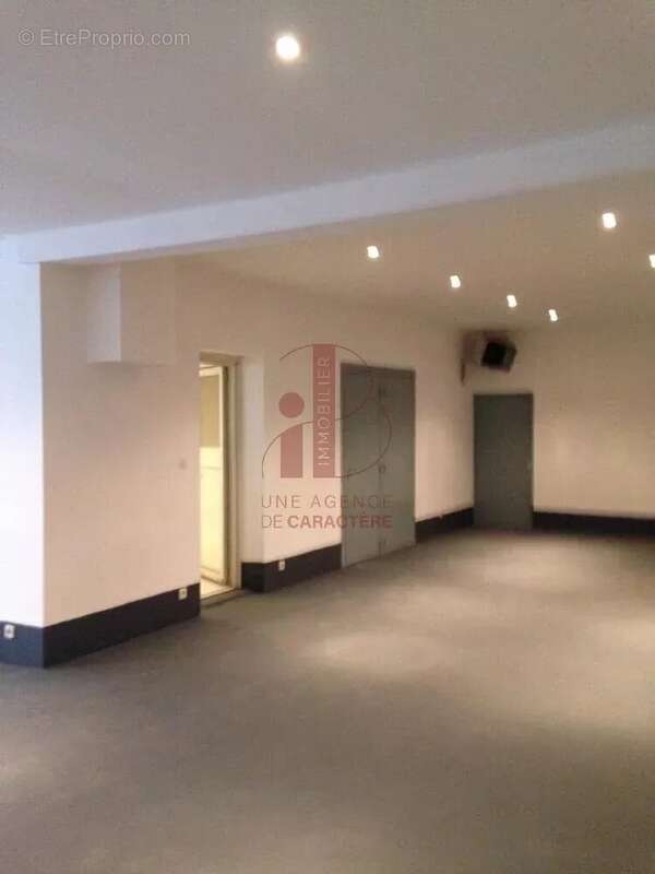 Commerce à BOURRON-MARLOTTE