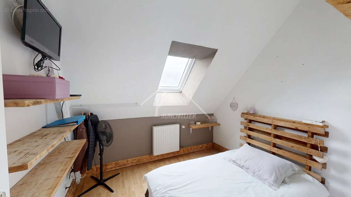 Maison à DOMPIERRE-SUR-BESBRE