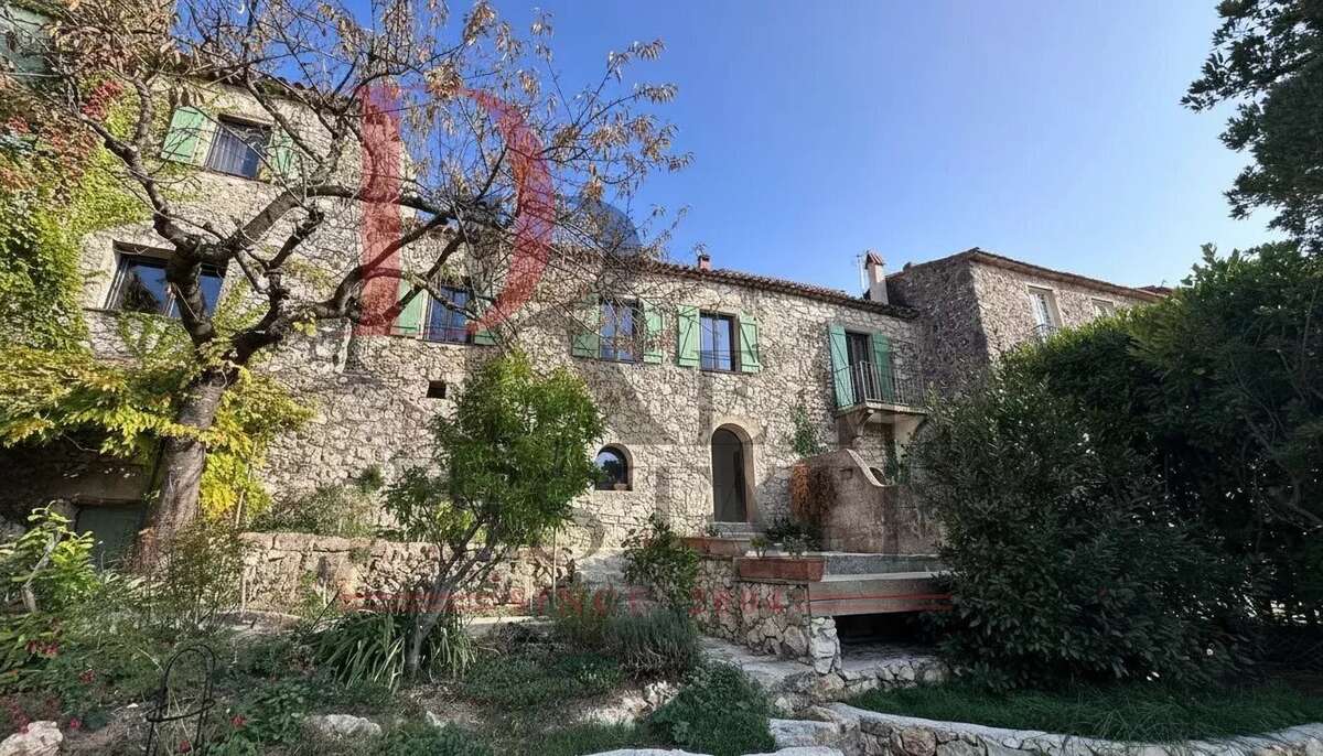 Appartement à LA TURBIE