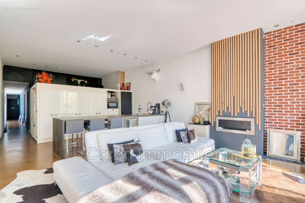 Appartement à LYON-9E