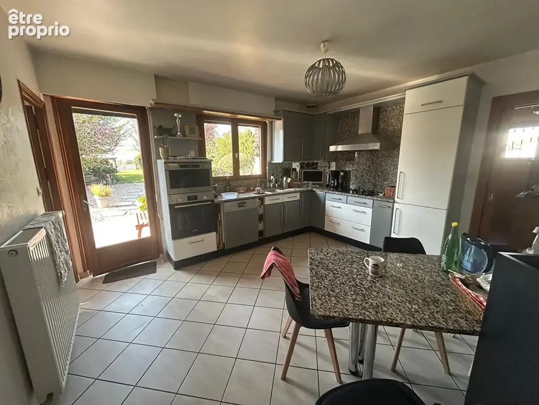 SUPERBE Maison en briques avec sous sol  complet à Rocquigny - photo 8