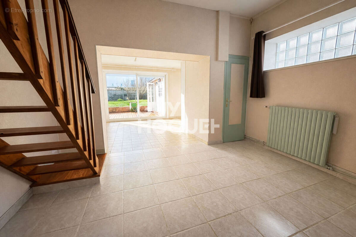Maison 113 m² à Soissons  - photo 7