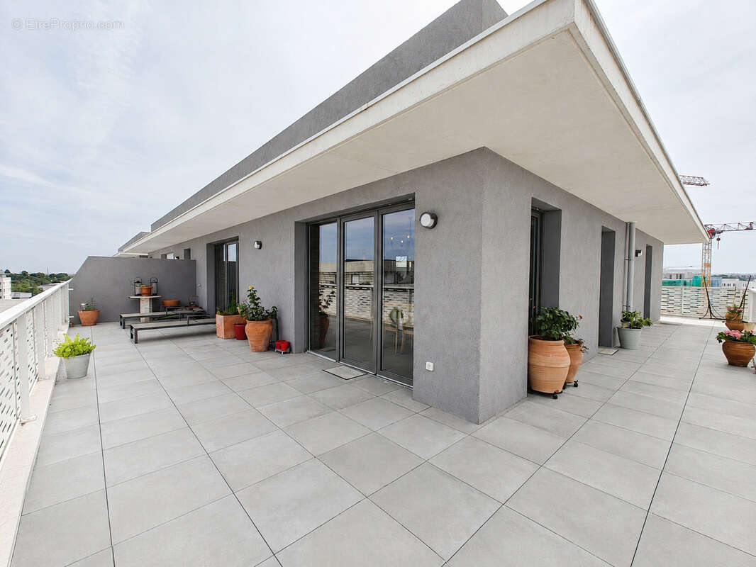 Appartement à CASTELNAU-LE-LEZ
