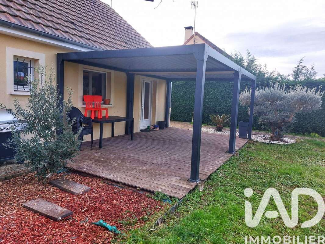 Photo 2 - Maison à CHATENOY-LE-ROYAL