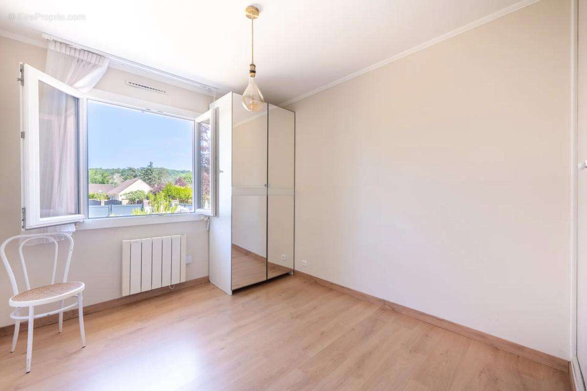 Maison de 131m2 habitables avec 4 chambres, sous-sol, sur 1000m2 - photo 14