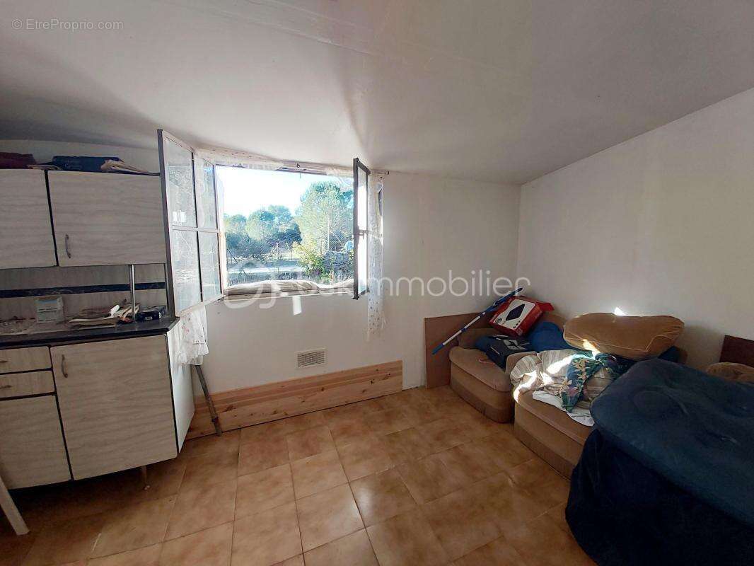 Terrain à SOMMIERES