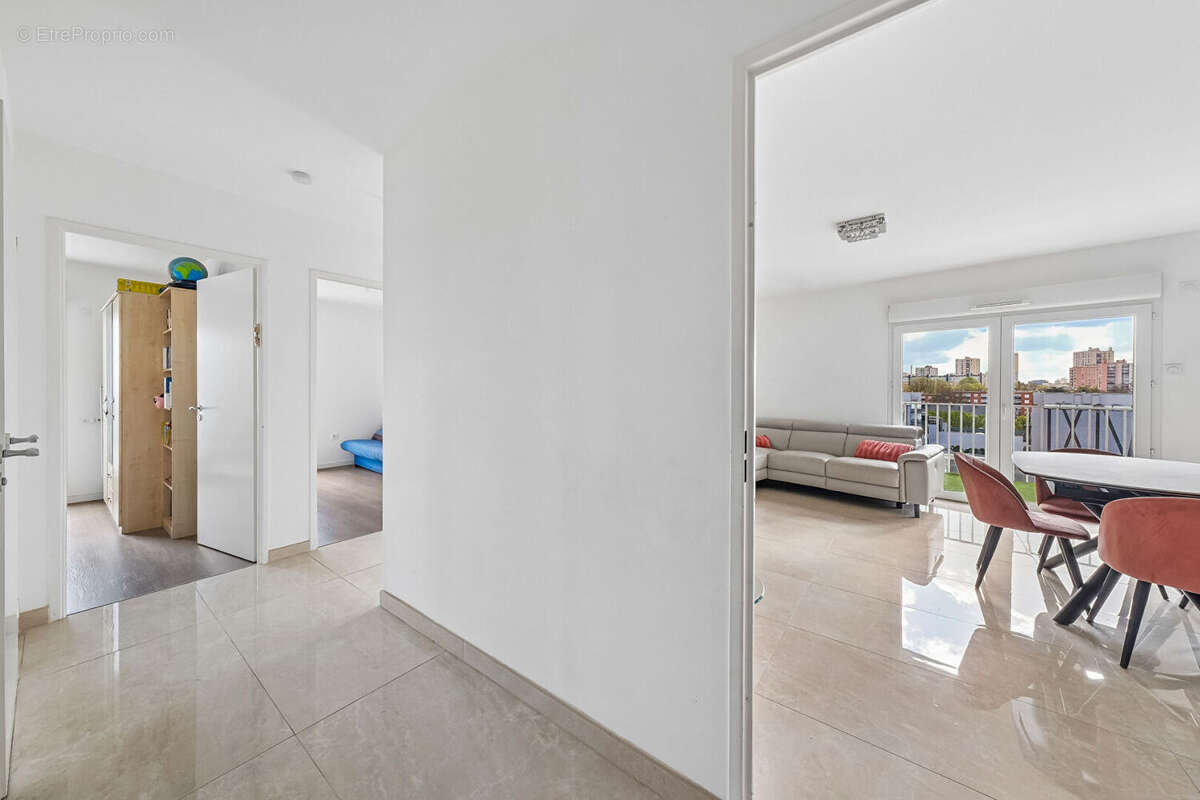 Appartement à ROMAINVILLE