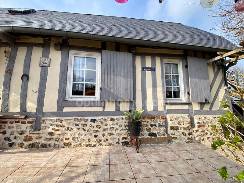 Maison à QUETTEVILLE