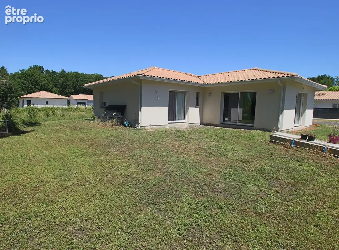 Maison 100m² à salles - photo 1