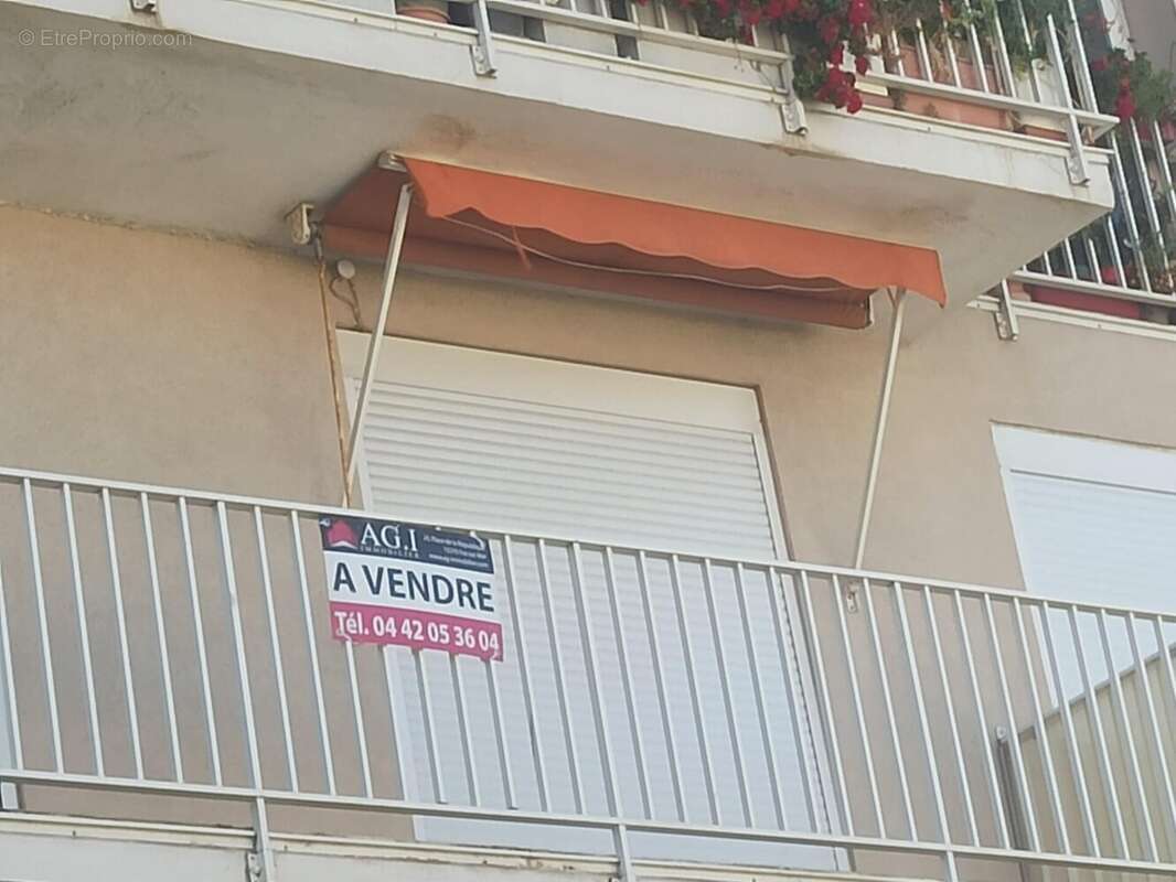 Appartement à PORT-DE-BOUC