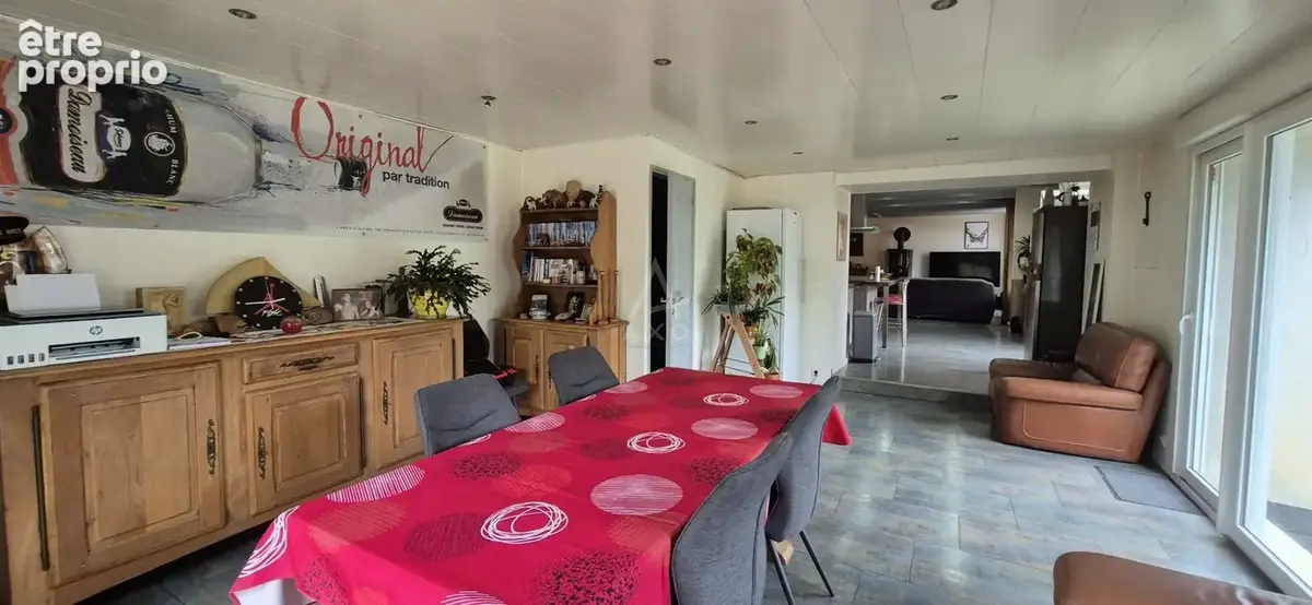 Corps de ferme en pierre  2,3 hectares  propriété équestre  calme absolu - photo 6