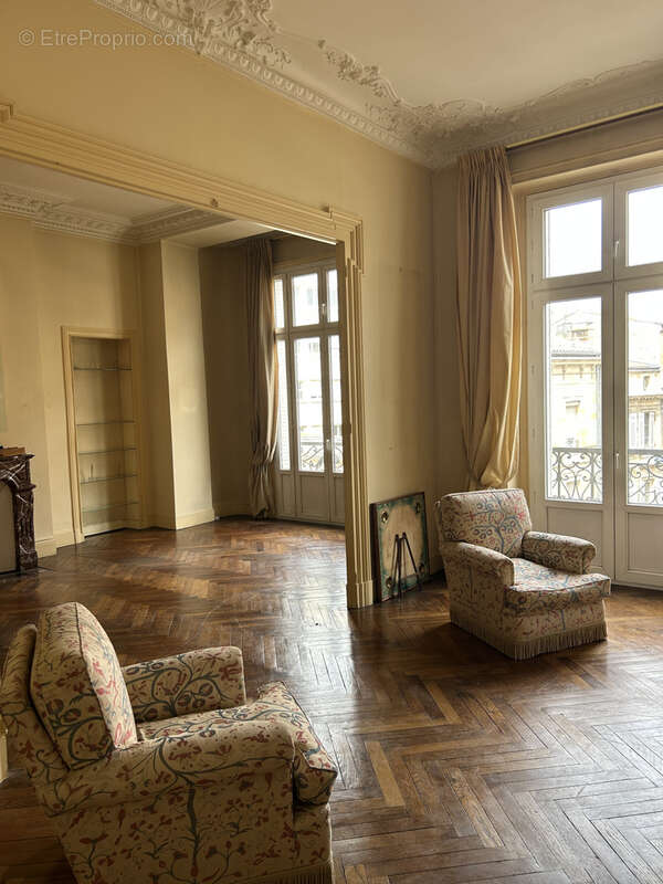 Appartement à BORDEAUX