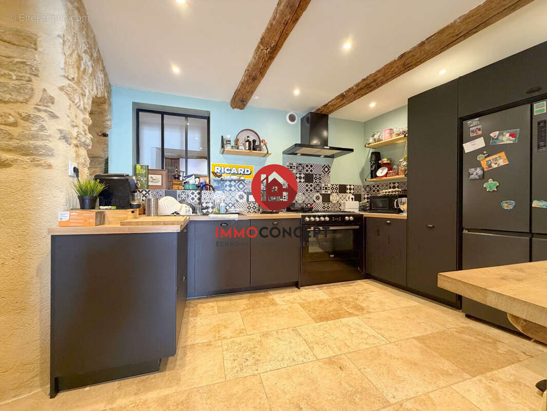 Maison 130 m² à Laudun-L'ardoise  - photo 5