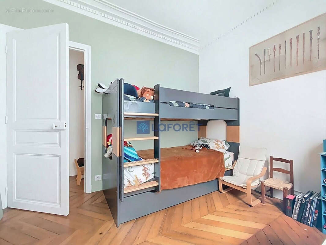 Appartement à PARIS-2E