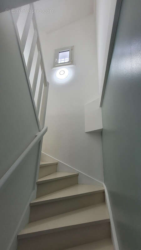 Maison à MONTALIEU-VERCIEU