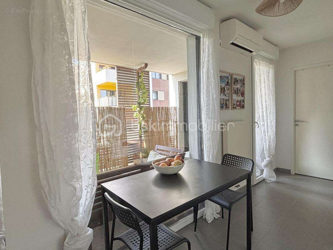 Appartement à SAINT-JEAN-DE-VEDAS