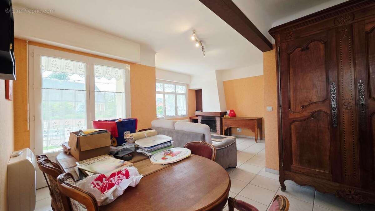 Maison à MEHUN-SUR-YEVRE