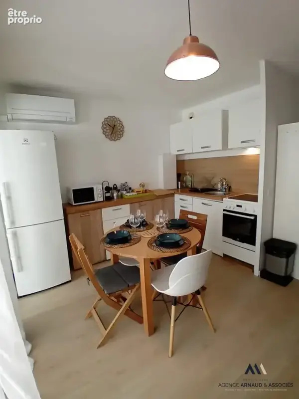 À vendre : Charmant studio de 27m² à Saint Cyr sur Mer, idéalement situé ! - photo 5