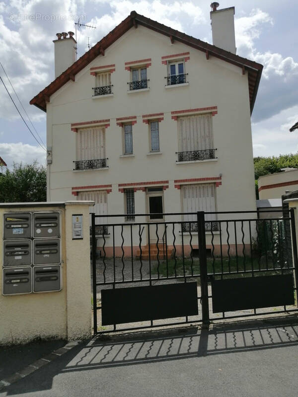 Appartement à VAIRES-SUR-MARNE