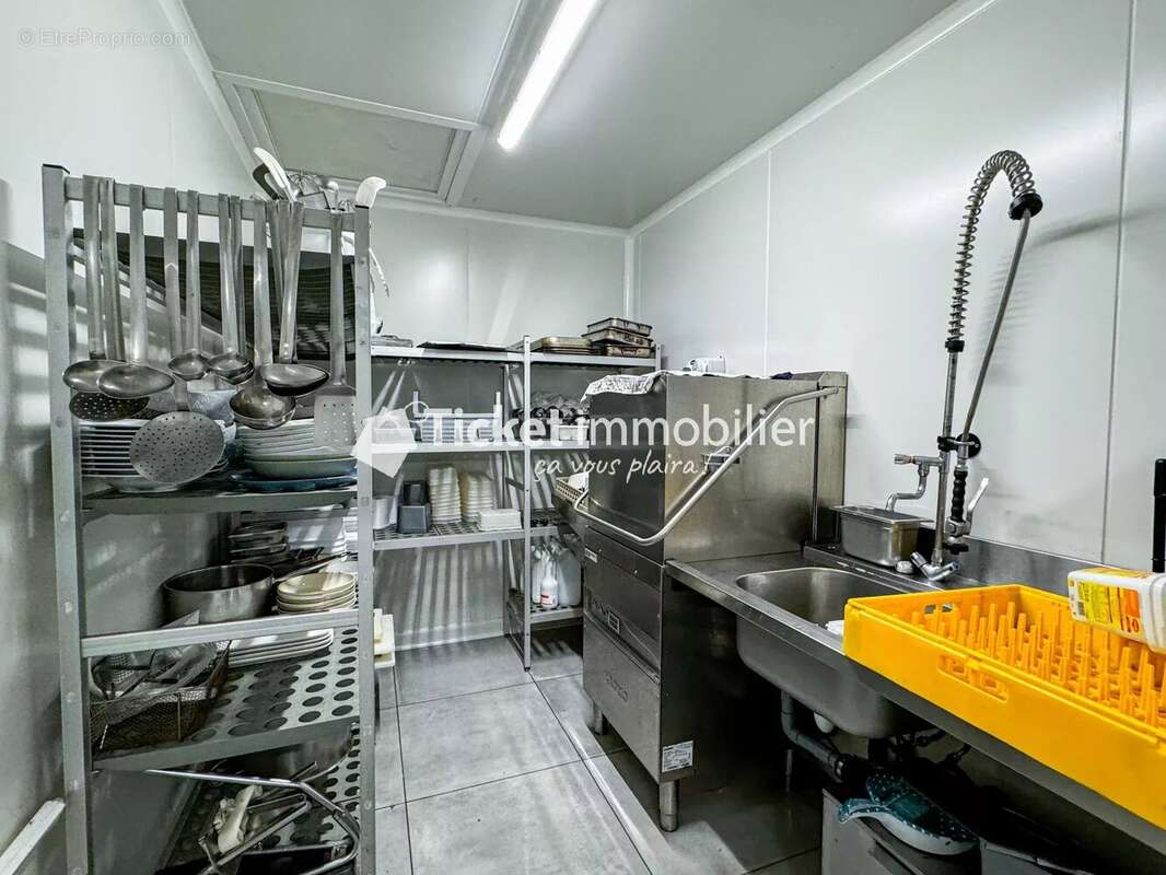 Commerce à COLOMIERS